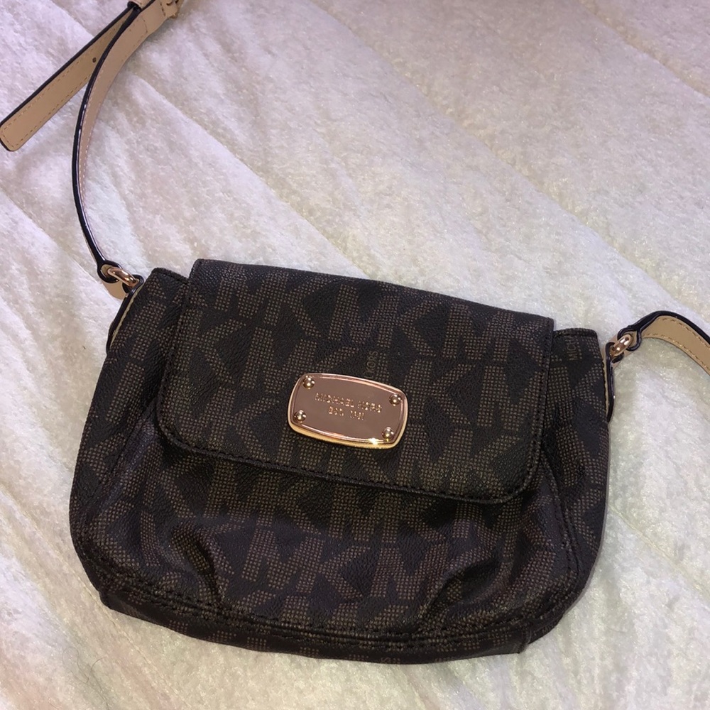 Michael Kors crossbody bag
